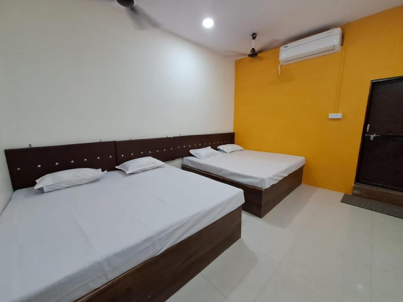 Shree Sawariya Yatri Grah Hotel Ujjain Buitenkant foto